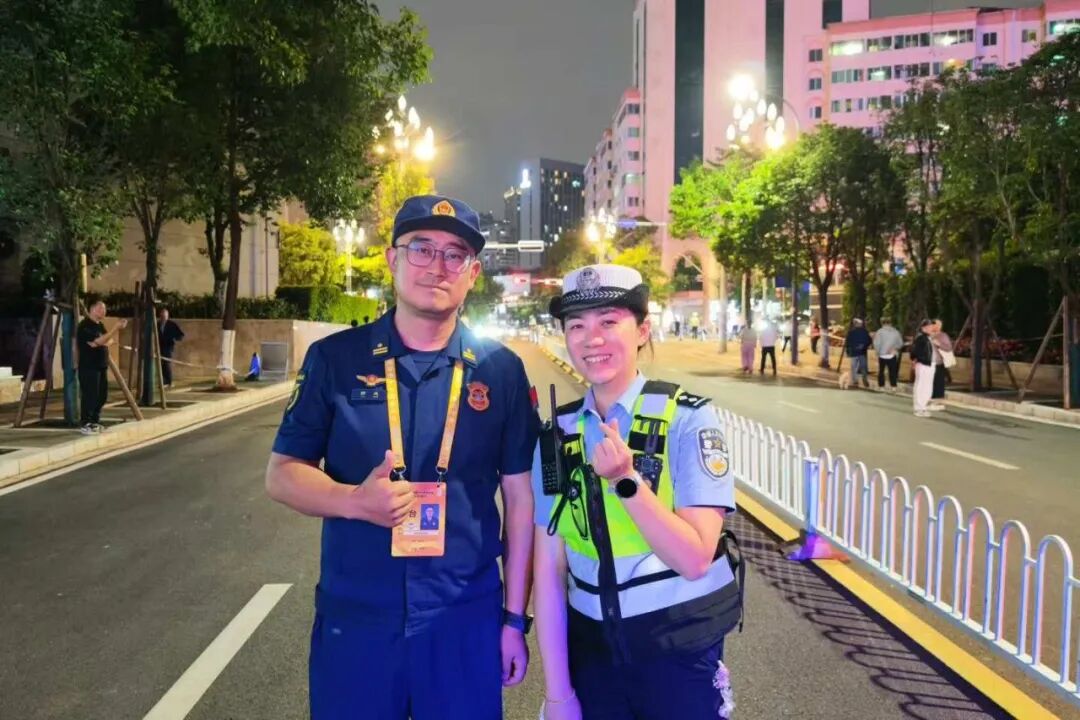 8099999街头巷尾微信