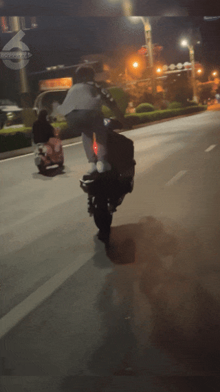 8099999街头巷尾微信
