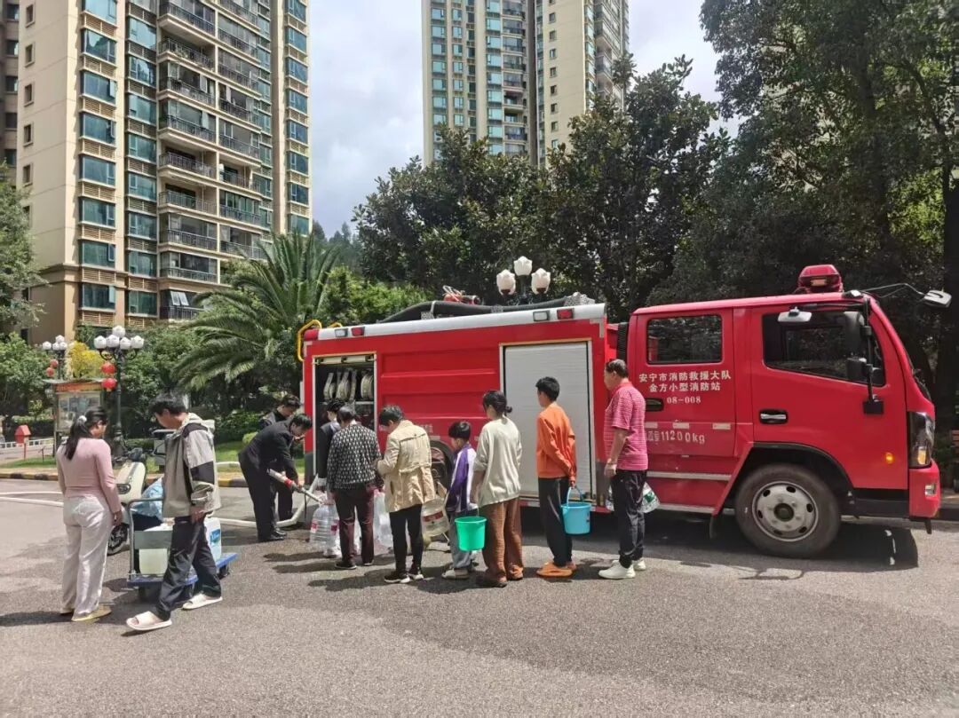 8099999街头巷尾微信