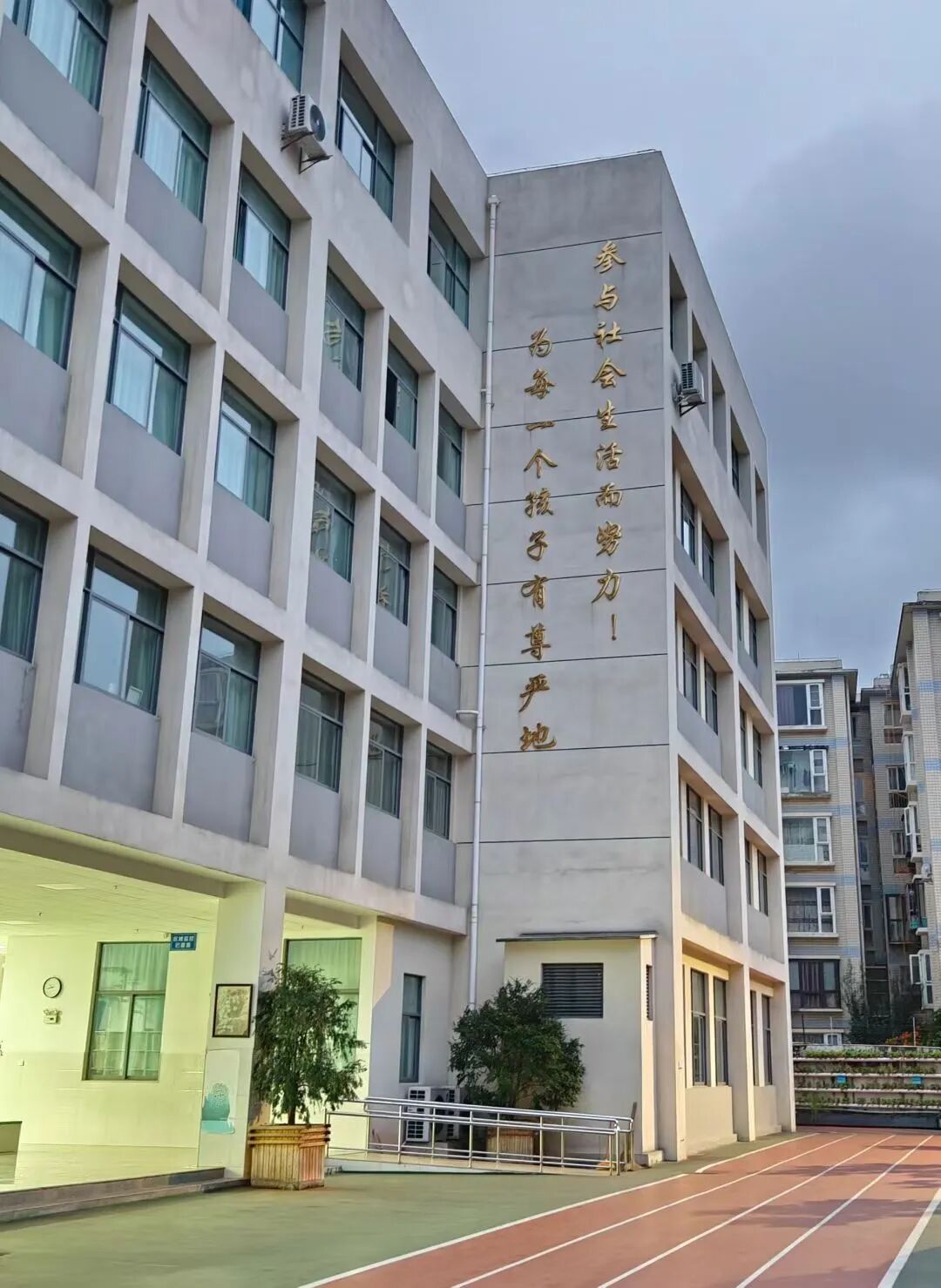 8099999街头巷尾微信